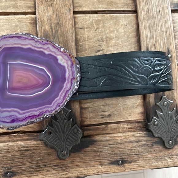 Black Leather Belt with Amethyst Buckle / Size M / Western Style - Picture 3 of 14